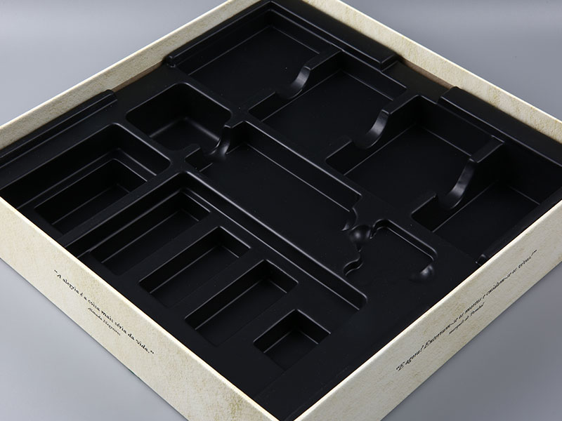 Plastic-Trays
